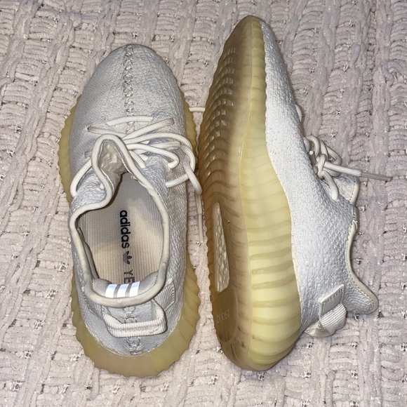 Adidas First generation Yeezy size 7 white sneakers - Picture 7 of 7